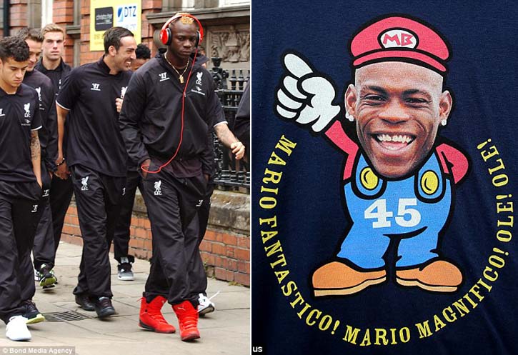 Balotelli dengan Gaya Noraknya di Liverpool sebagai `Super Mario`